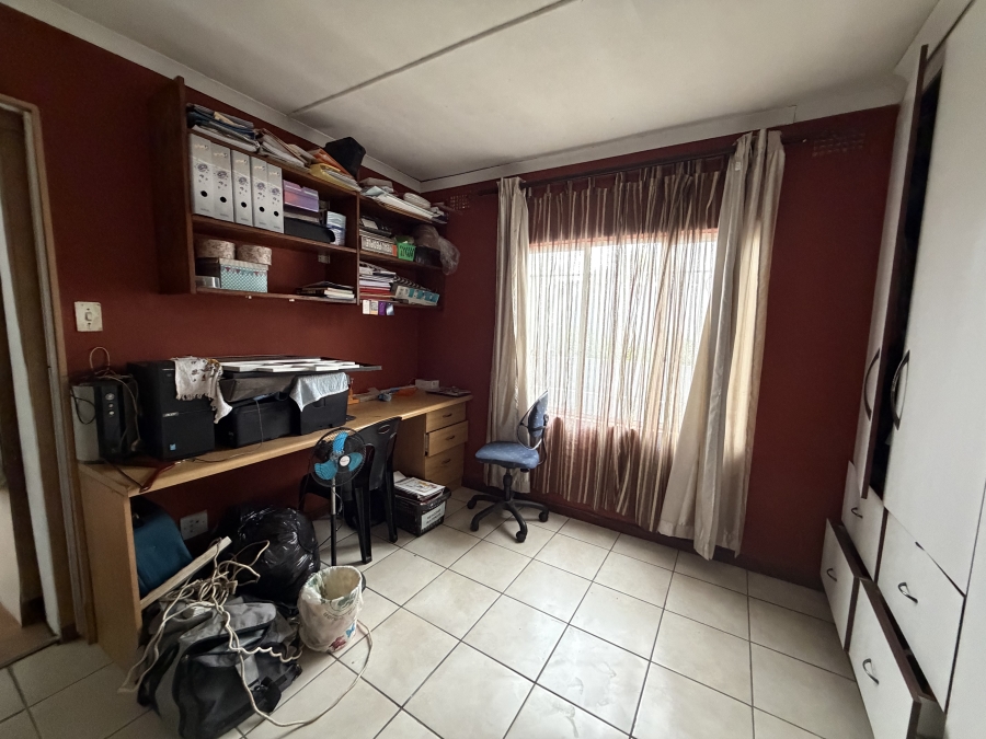 5 Bedroom Property for Sale in Morningside Eastern Cape